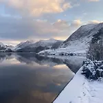 Apartment Scale Hill